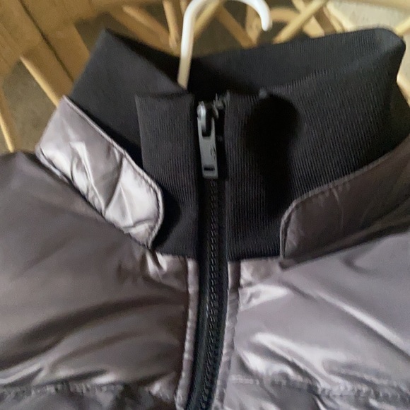 Ugg puffer coat - Picture 9 of 16
